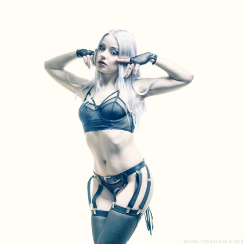 yuttaro:

zaporn:
Silverrr 313 #NSFW
( At DeviantART by...; Hot 