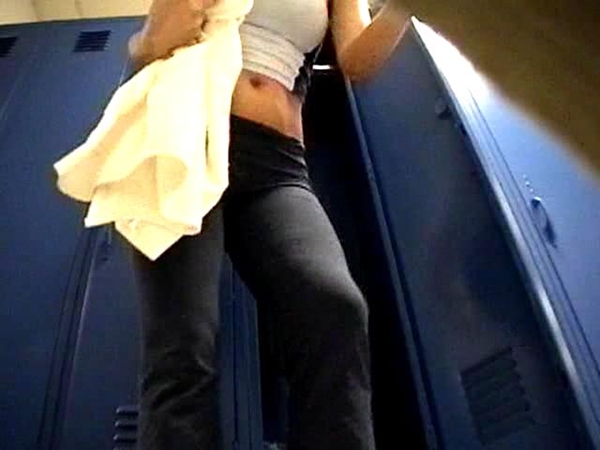 Hidden cam in the girls lockers rooms; Amateur Babe Big Tits Teen Athletic 