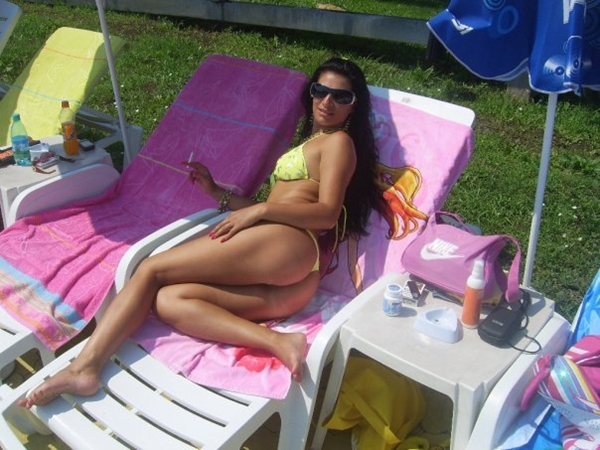 Amateur Girls Facebook pics and more; Amateur Babe Big Tits Brunette Beach 