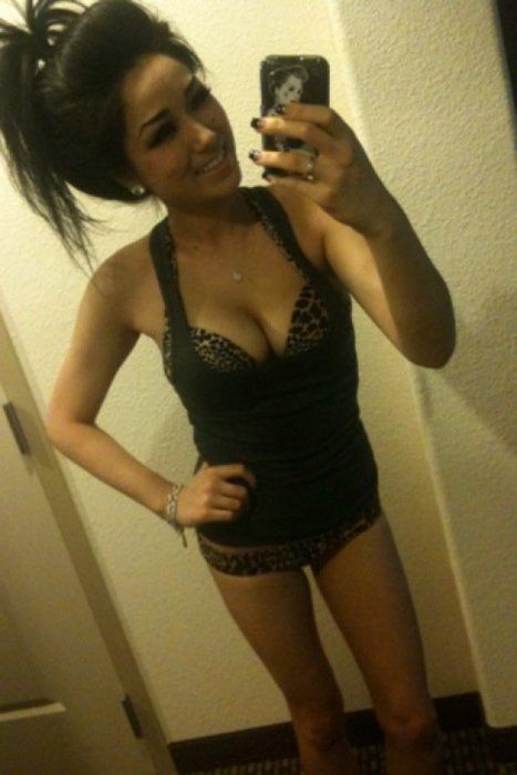 ...; Babe Selfshot Teen 