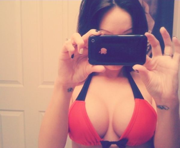 ...; Babe Selfshot Teen 